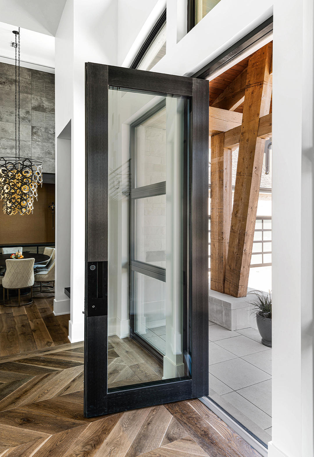 Nova | The pivoting safety door with glass elements that allows ...