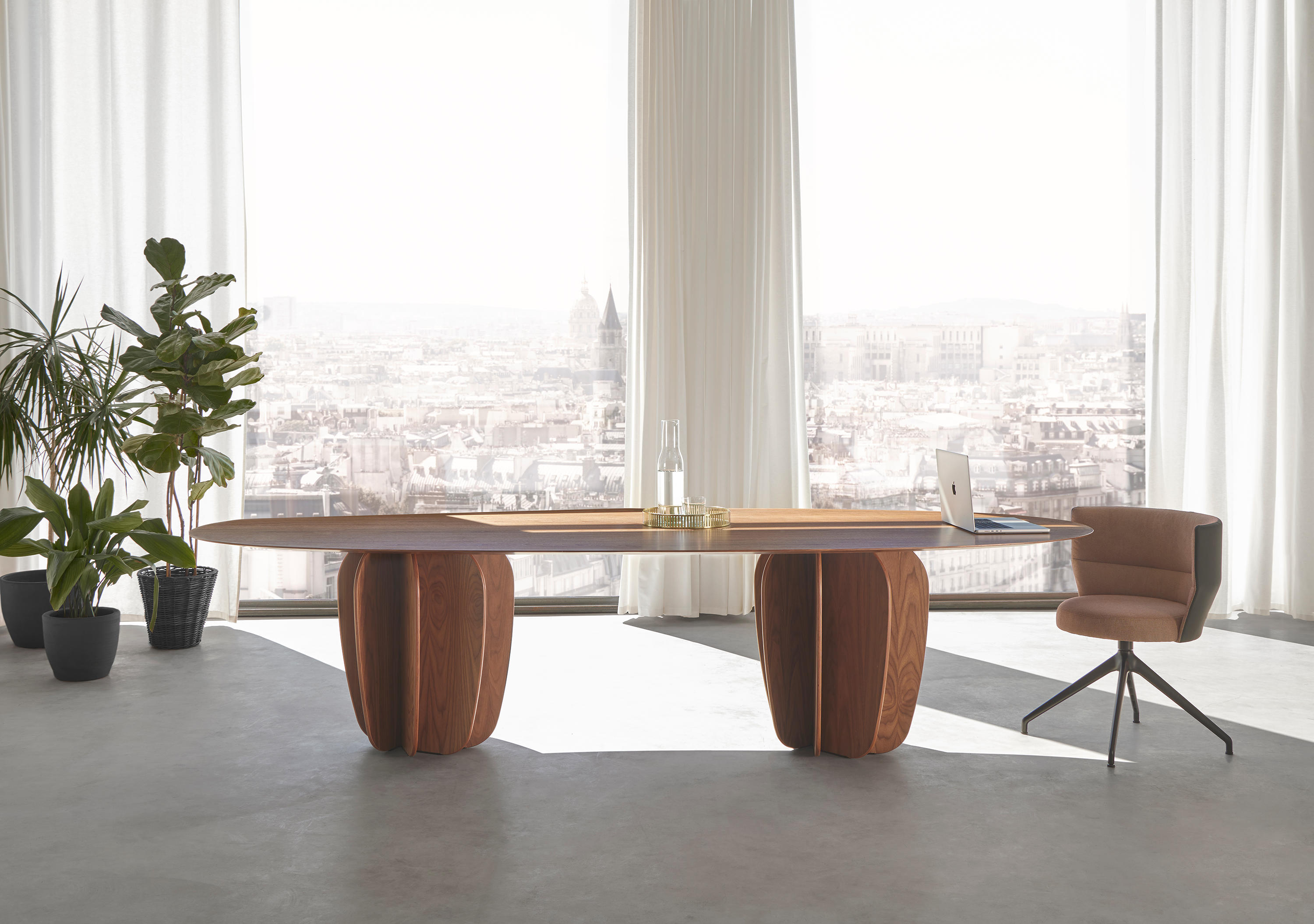 CORAL TABLE - Dining tables from Punt Mobles | Architonic