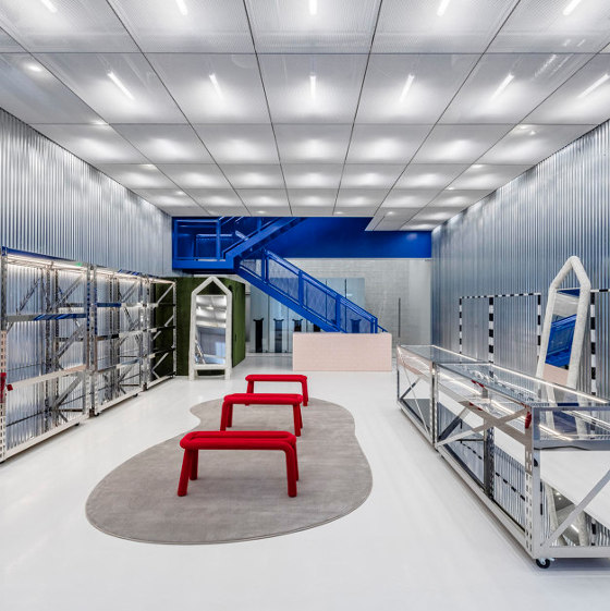 Industrial design elements in retail interiors