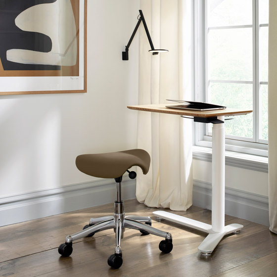 Work anywhere, ‘Ergonomics Everywhere’: Humanscale’s ...