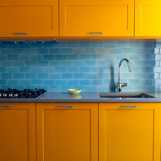 Eight creative material options for a kitchen backsplash