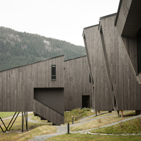 Let’s split up: multi-structure hotel experiences | News | Architonic