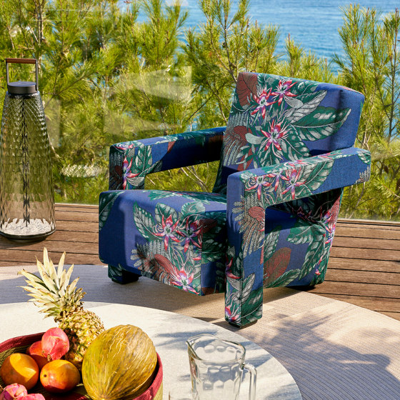 Cassina’s iconic Utrecht XL armchair is reimagined for the open-air | News | Architonic