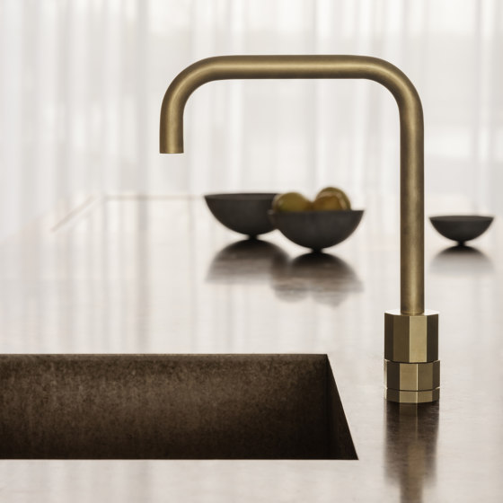 A modern reinterpretation of the classic tap: DÉCA by TONI ...
