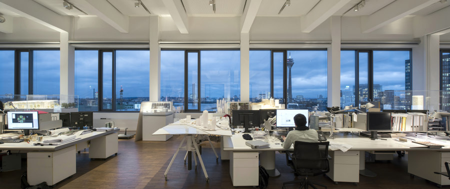 Efficient light for creative work: ERCO | Industry News