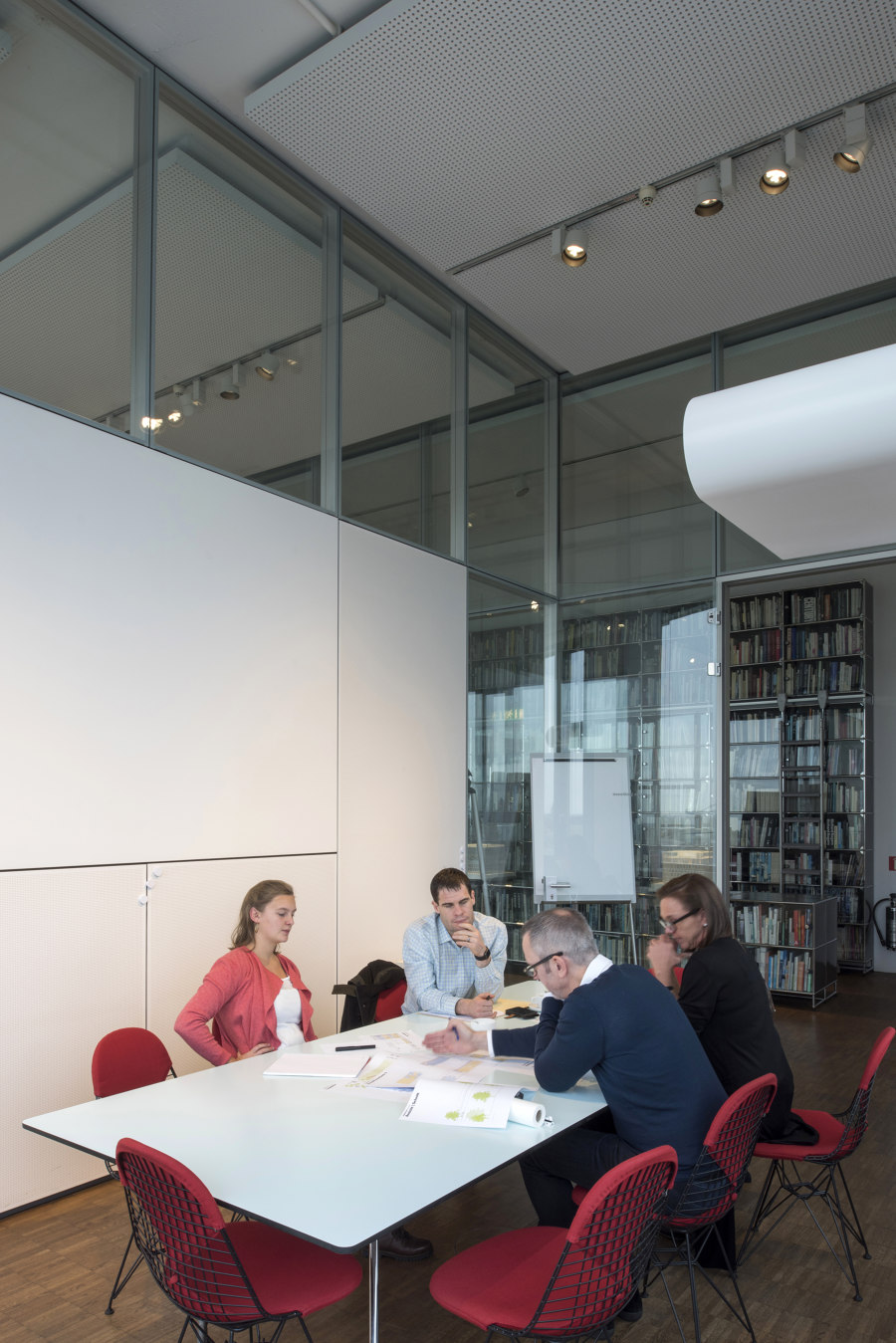 Efficient light for creative work: ERCO | Industry News