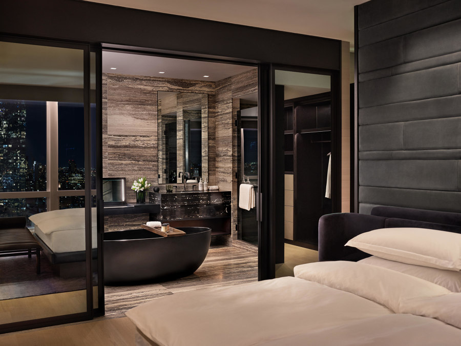 Check in, get naked: the destination hotel bathroom | Novedades
