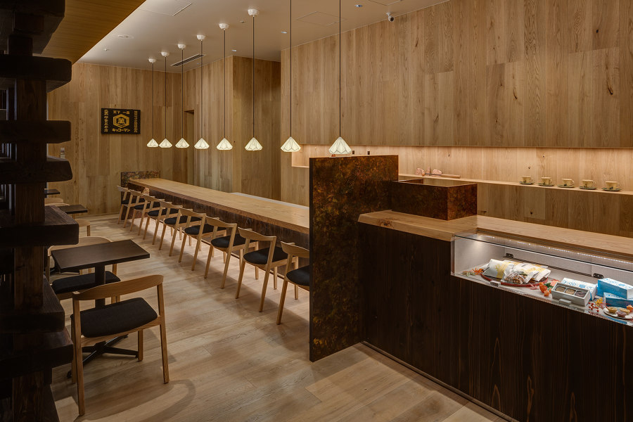Without Reservation: restaurant seating from Conde House | Novità