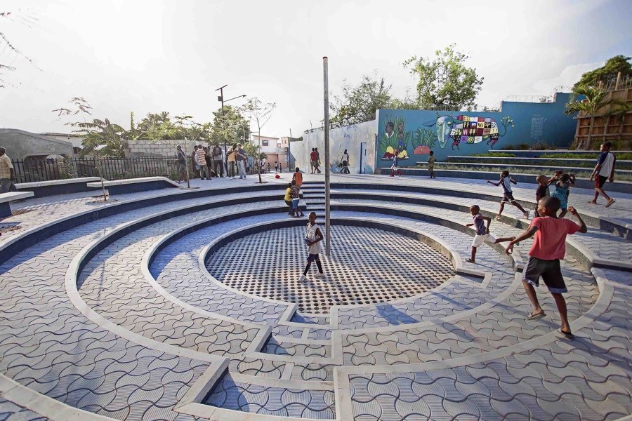 11 Rules for Creating Vibrant Public Spaces | Novità