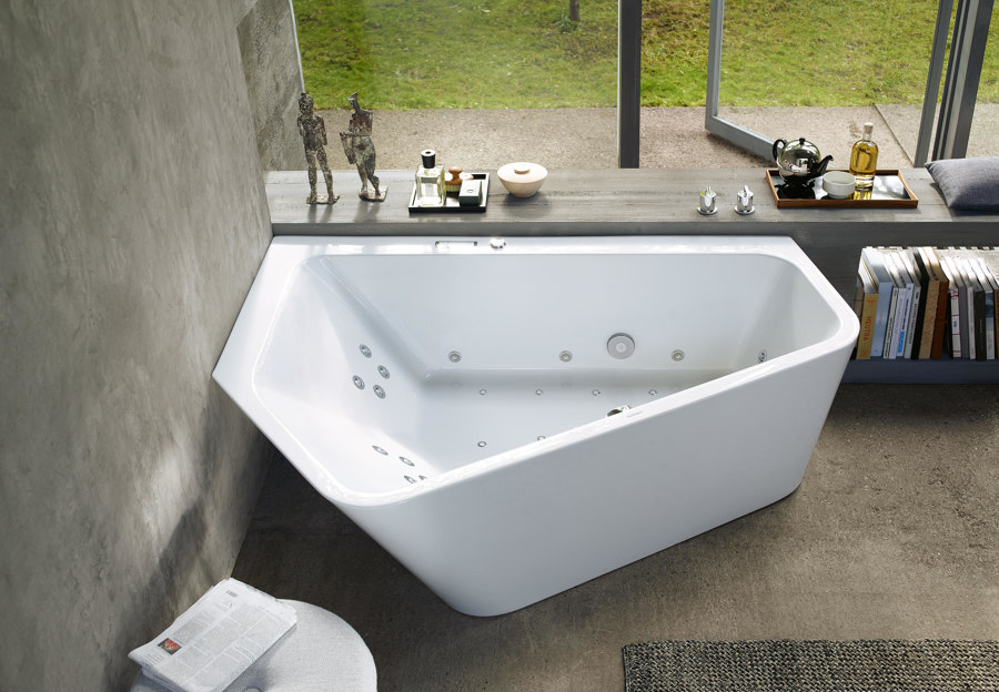 12 designer baths that soak long in the memory | Nouveautés