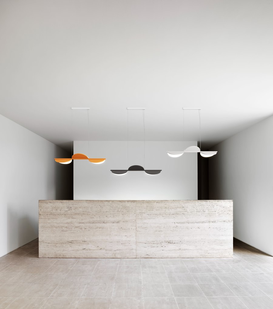 Flos and Patricia Urquiola create a chandelier for our times | Nouveautés