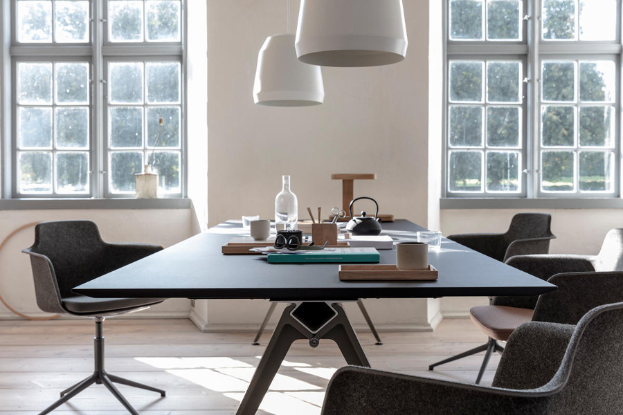 Nine delectable dining tables for tasteful interiors | Novedades