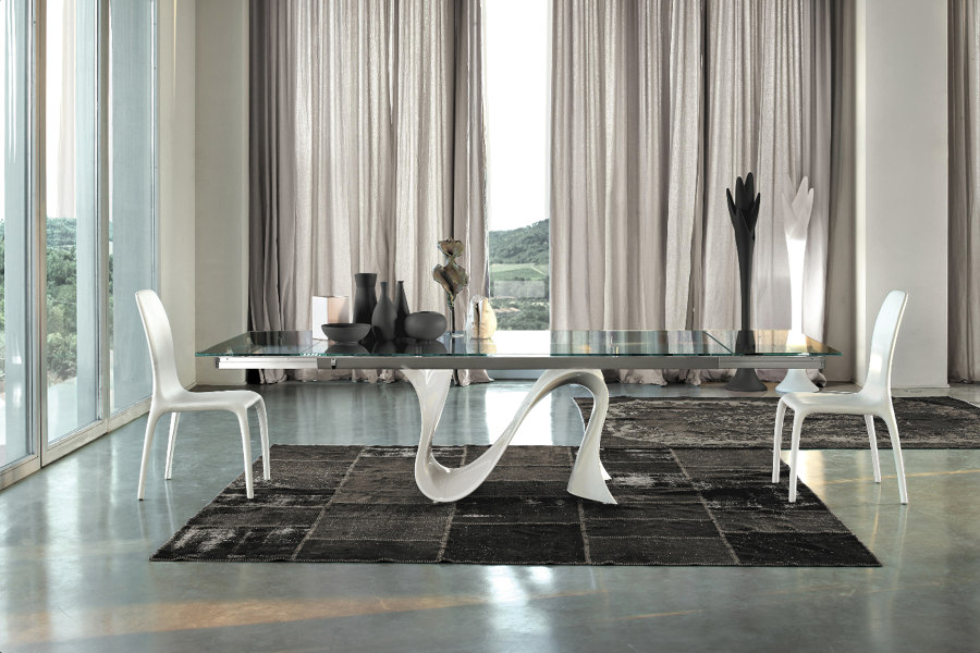 Nine delectable dining tables for tasteful interiors | Nouveautés