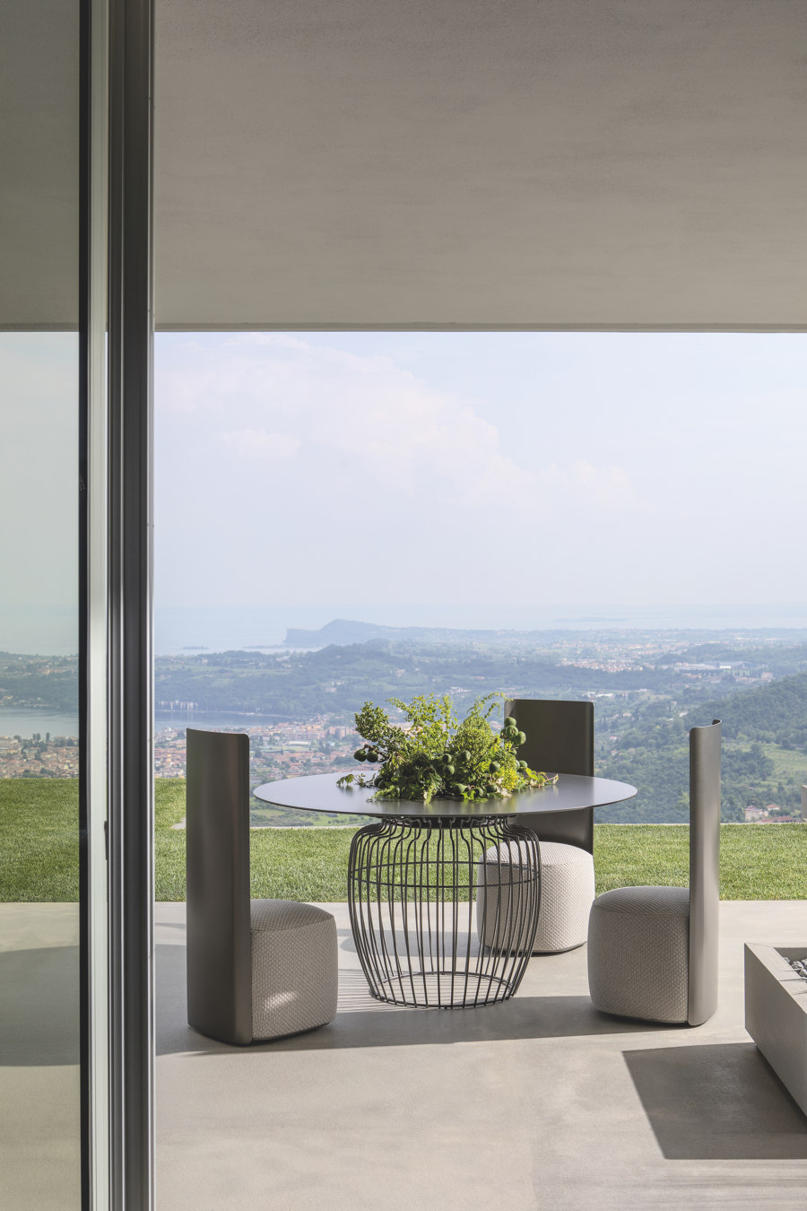 Elevating comfort into a ‘total living’ experience with Flou’s 2024 collection | Novità