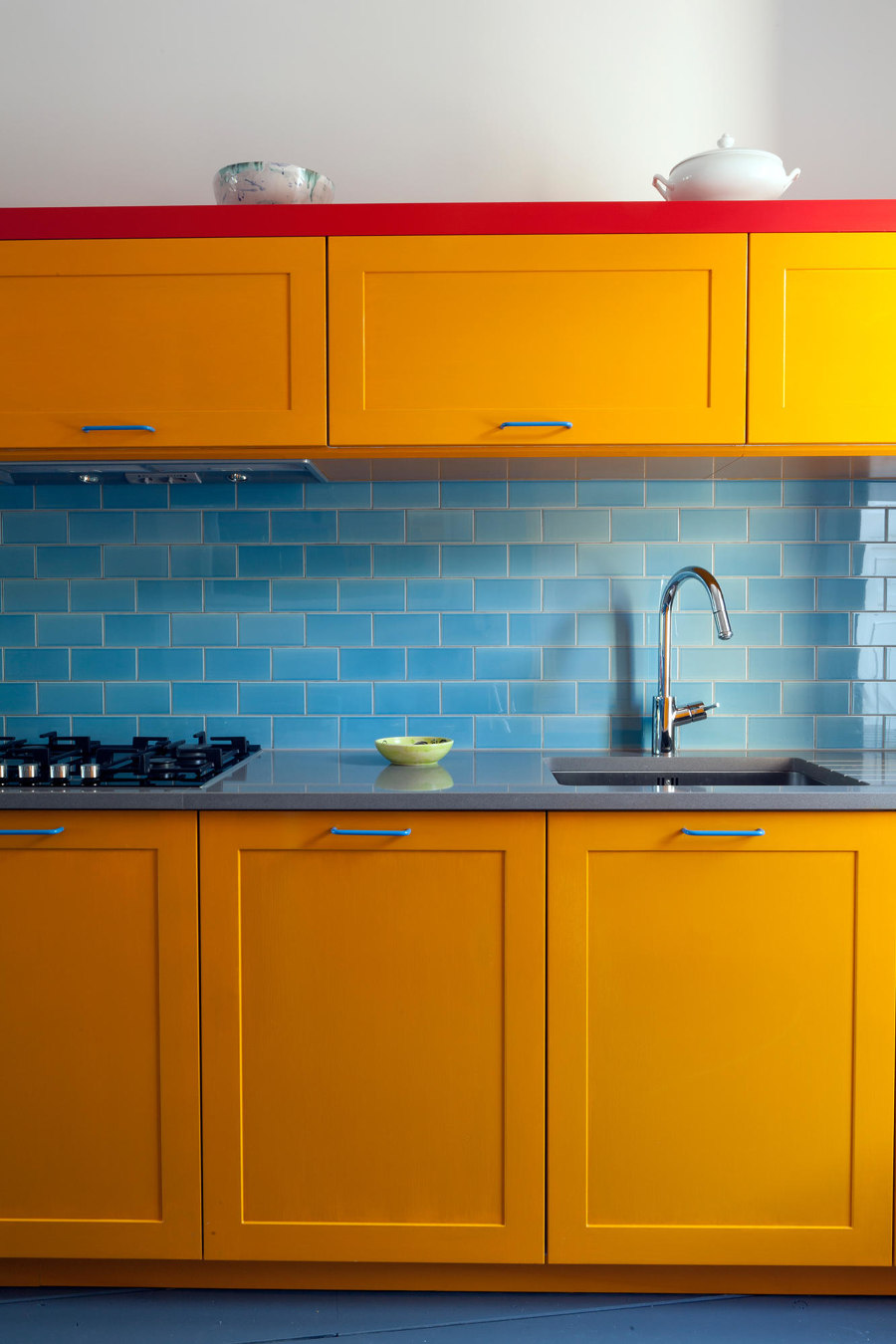 Eight creative material options for a kitchen backsplash | Novedades
