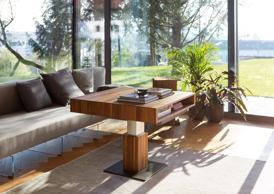 Ten coffee tables to elevate any living room | Novedades