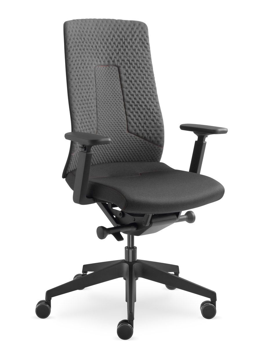The new revolutionary FollowMe chair | Design