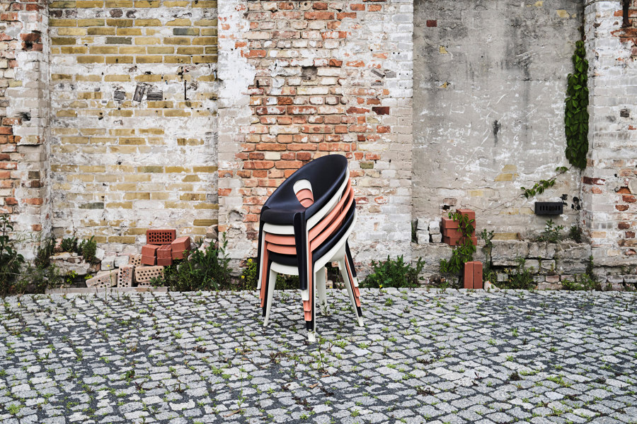 ’tis the Season: outdoor seating that keeps its place – and its looks – all year long | Nouveautés