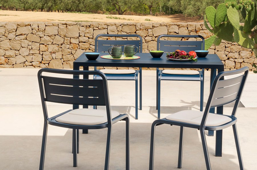 What is bistro furniture? Five sets that exemplify the type | Novità