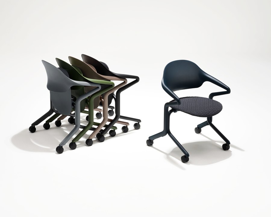 Ein stapelbarer Stuhl für das Zeitalter der hybriden Arbeit: Fuld von Herman Miller | Aktuelles