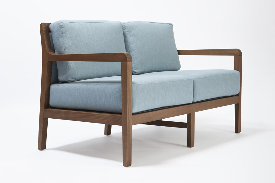 Seating collections that show inner strength with exposed frames | Aktuelles