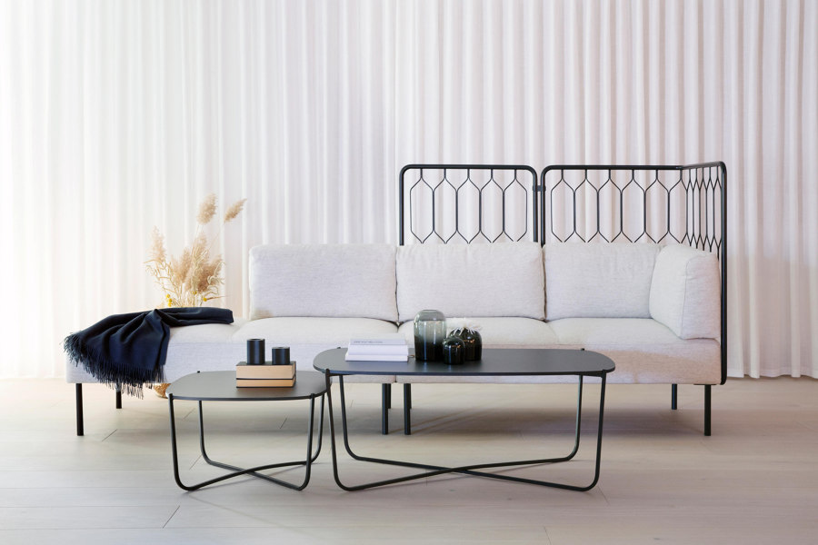 Seating collections that show inner strength with exposed frames | Novedades