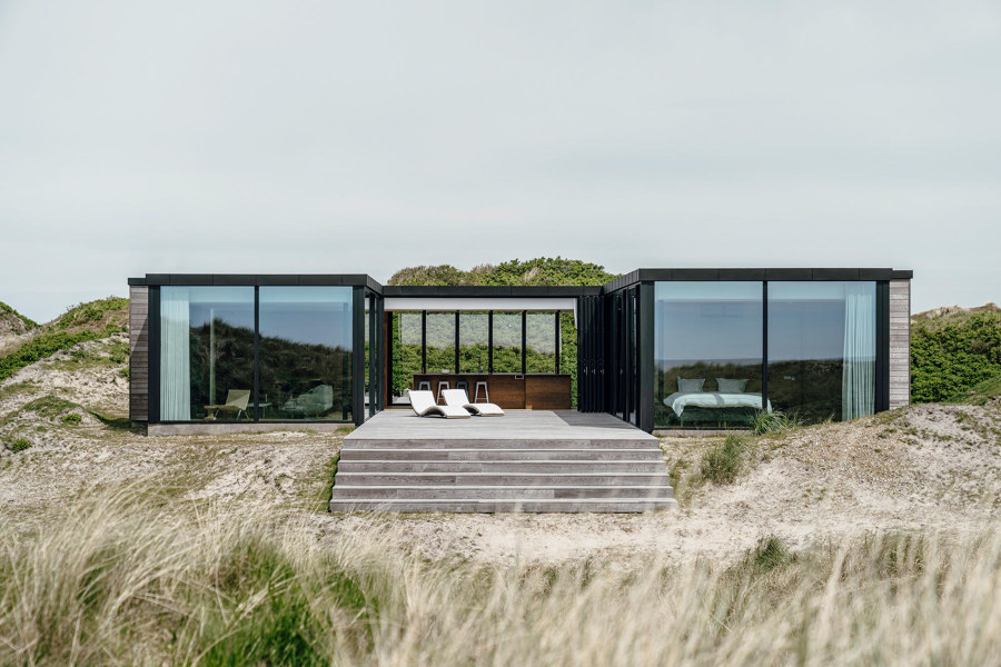 Five glass-wrapped homes living life on the (water’s) edge | Novità