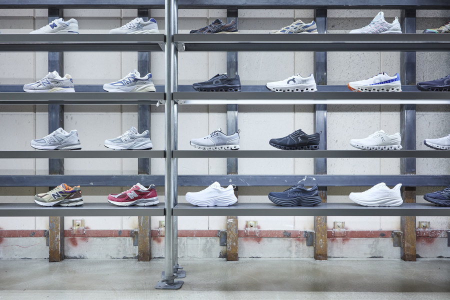 Tread lightly: shoe stores with brand-focused lighting concepts | Novità