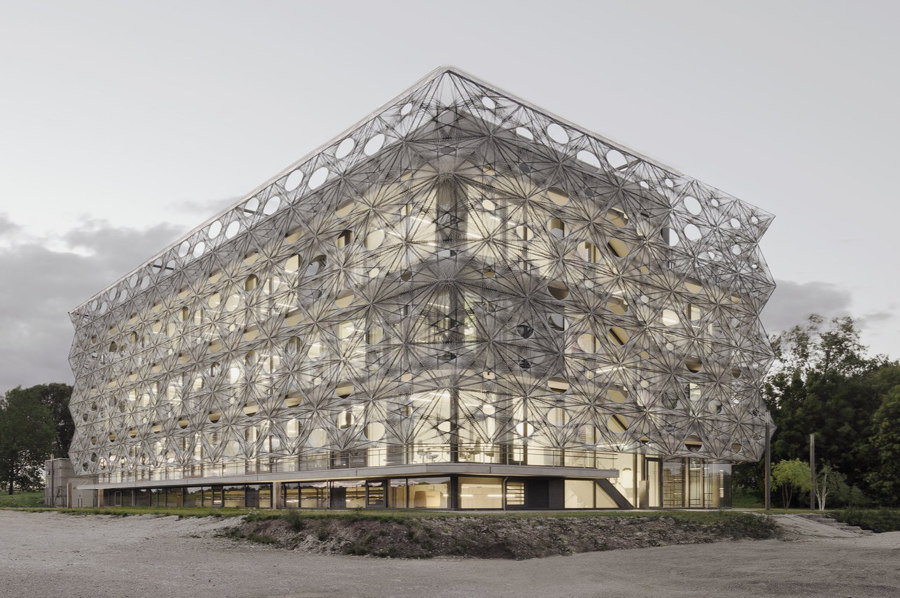 Layer up: multi-purpose buildings with multi-layered facade solutions | Nouveautés
