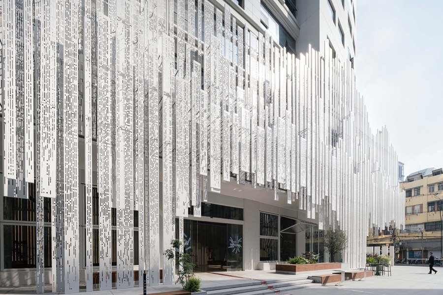 Layer up: multi-purpose buildings with multi-layered facade solutions | Nouveautés