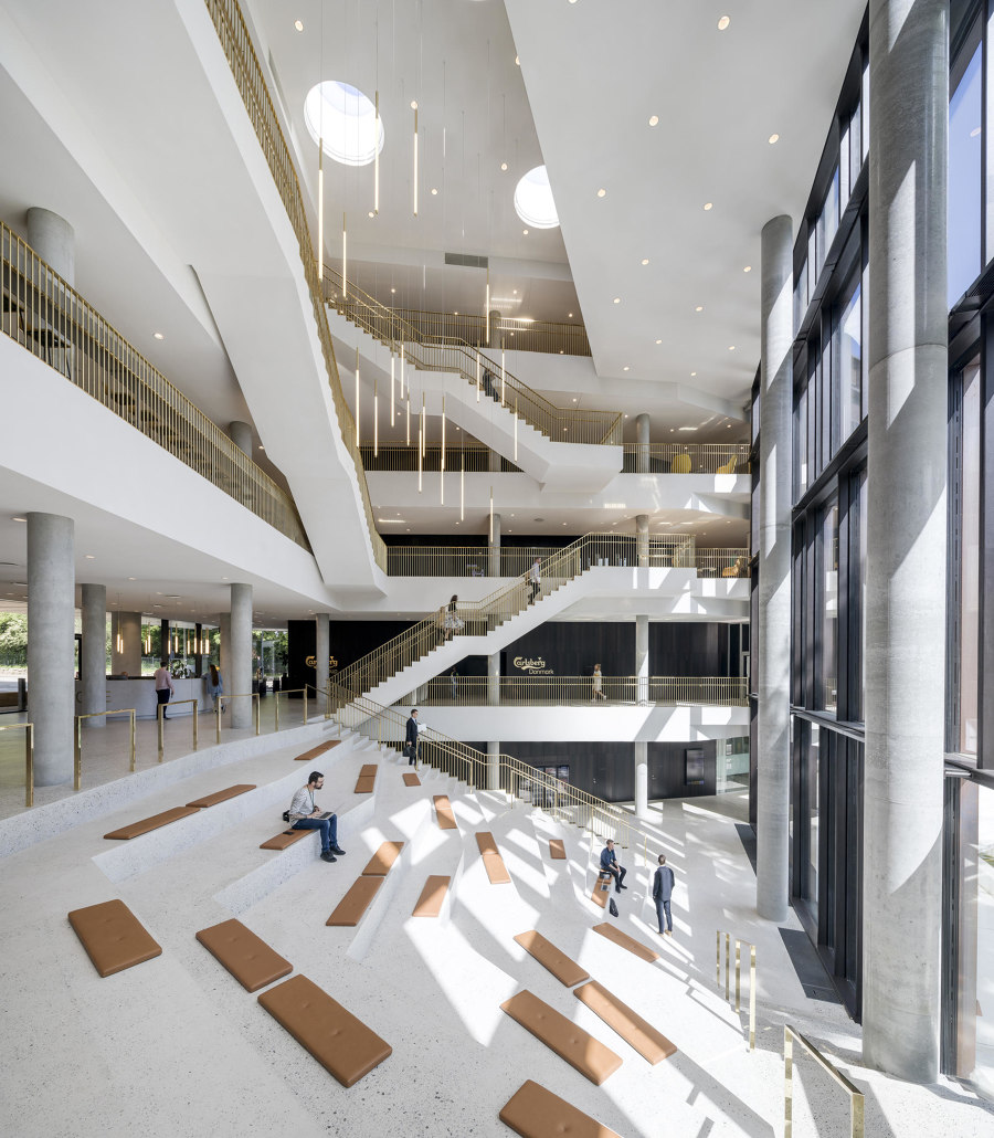 Top ten: curated offices with light-giving atriums | Novità