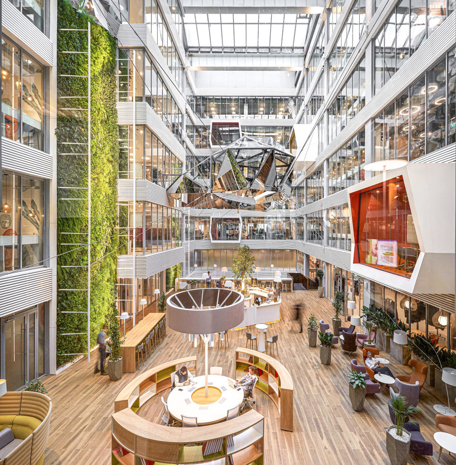 Top ten: curated offices with light-giving atriums | News