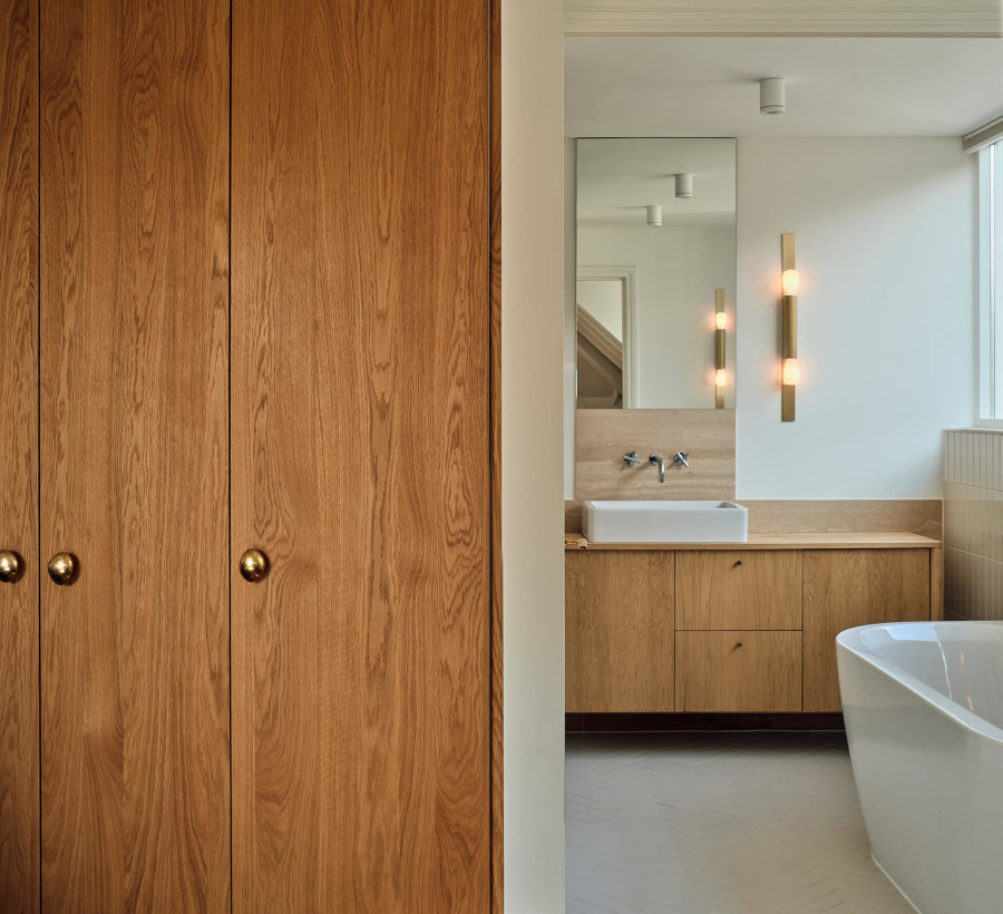 Top ten: curated bathrooms with wood surfaces | Novità