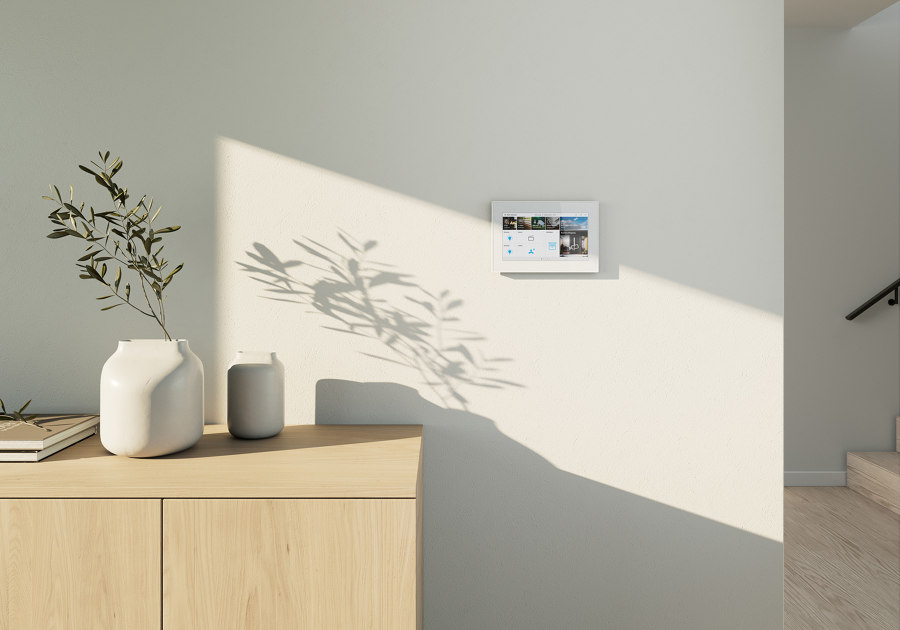 The latest smart solutions from Busch-Jaeger for secure living | Novità