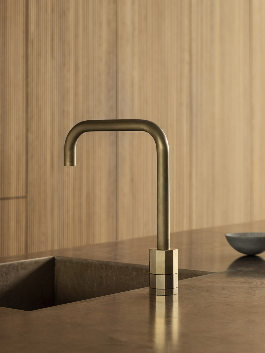 A modern reinterpretation of the classic tap: DÉCA by TONI Copenhagen and BIG | Novità