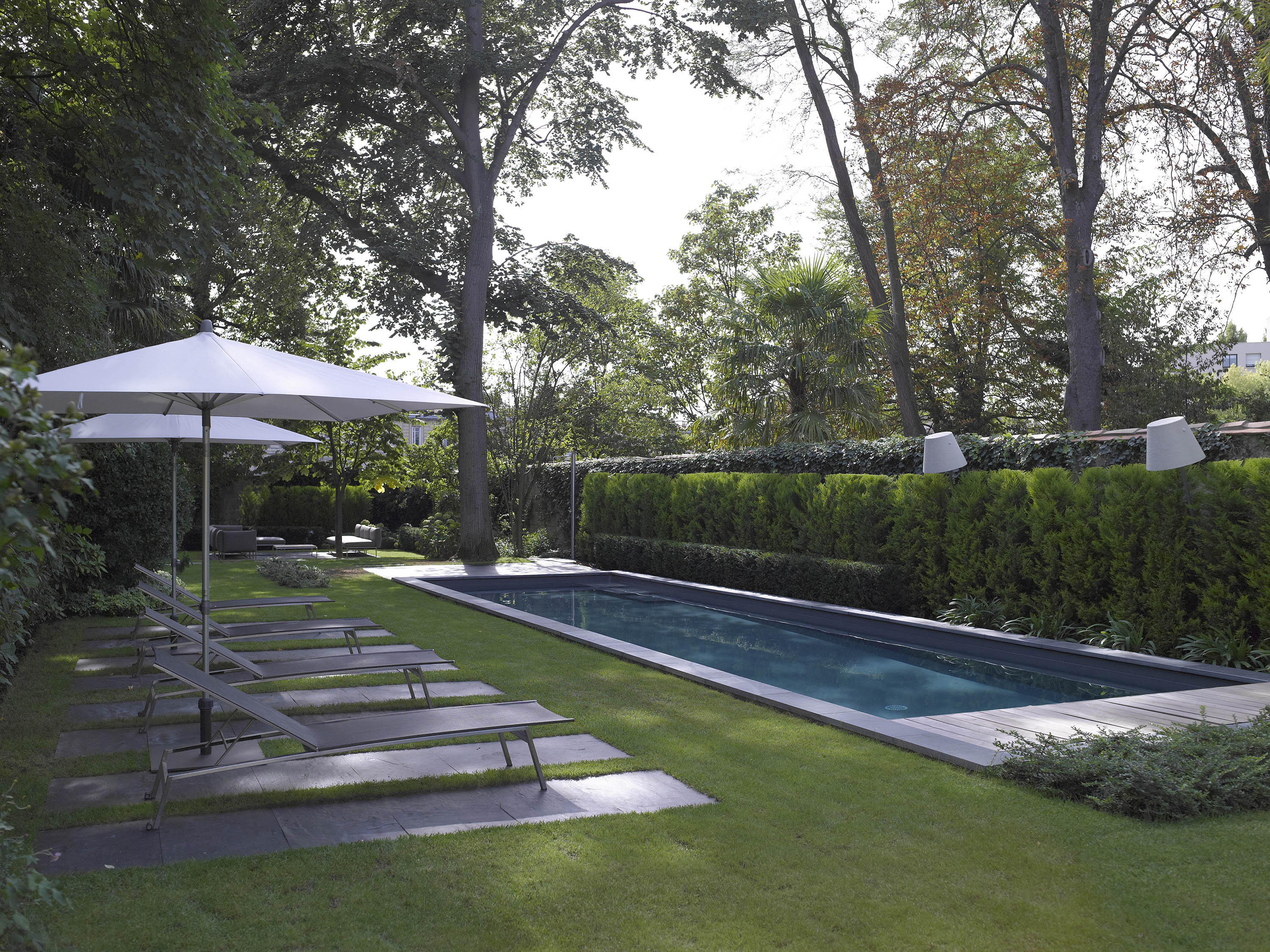How to design your own poolside paradise